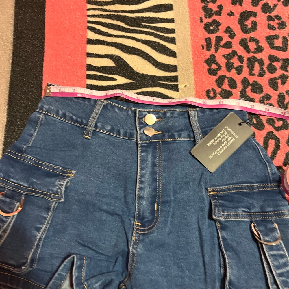 Y2K Jean shorts - Picture 6 of 7